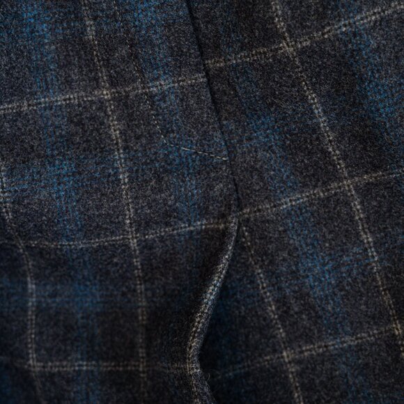 Vintage Union Made Plaid Wool Skirt - Picture 6 of 8